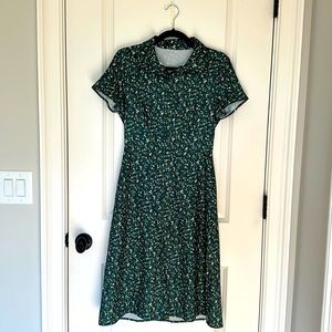 Shirt Sleeve Green Floral Button down Midi Dress. Very Retro 1940s vibe